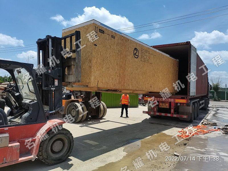 貴陽塞峰飛機發(fā)動機制造